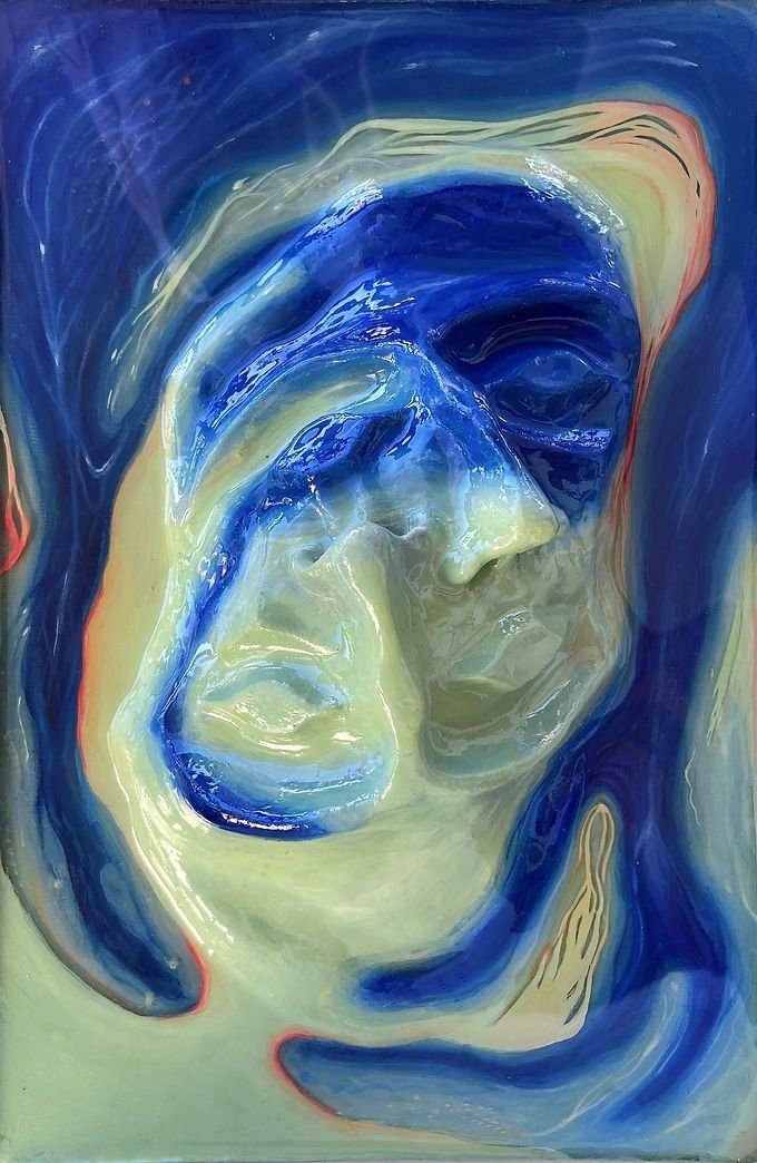 Obra de arte de Nadyne Júlia: um rosto dissolvido em ondas de azul e verde-claro